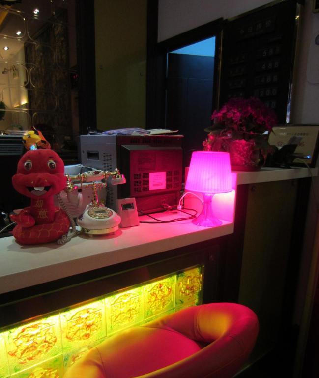 Jiujiu Holiday Hotel 上海市 エクステリア 写真
